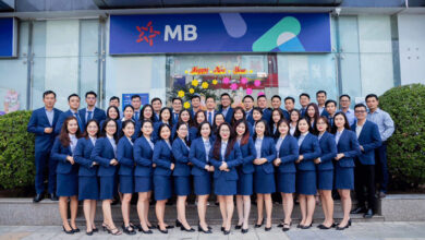 Chính sách lương thưởng của ngân hàng phụ thuộc vào nhiều yếu tố.