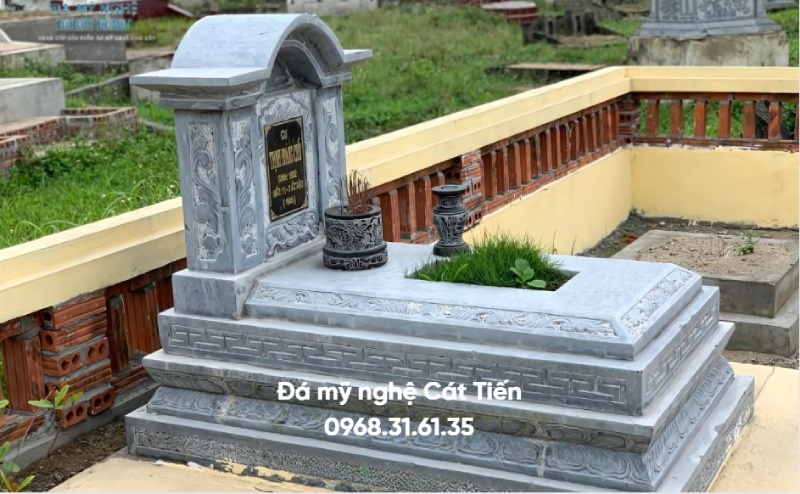 Công trình lăng mộ đá một mái xanh đen tại Ninh Vân, Ninh Bình